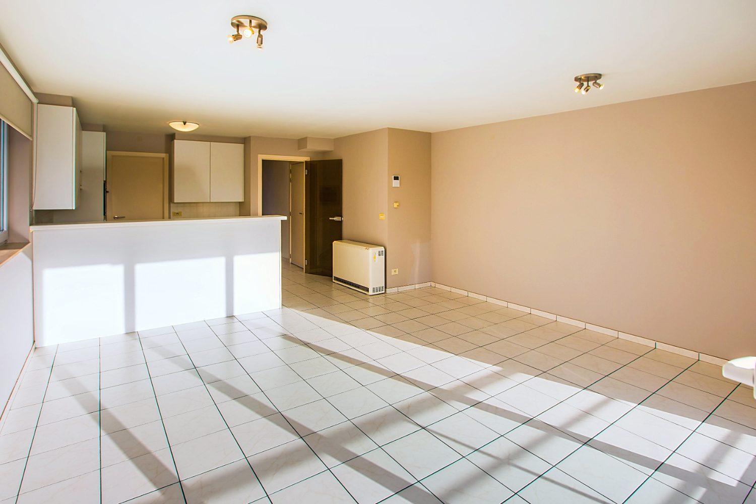 Lichtrijk 2-slaapkamerappartement met zongericht terras in Middelkerke - foto 3