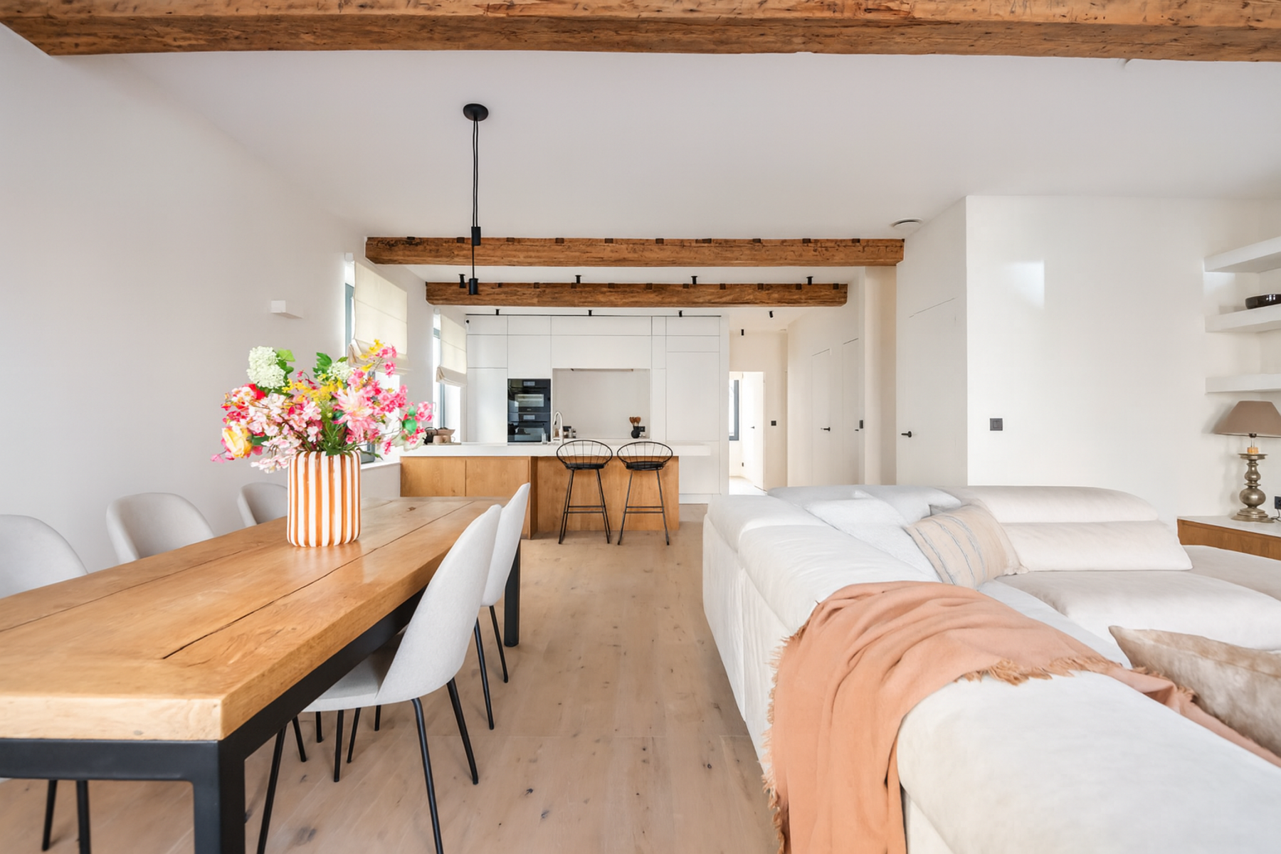 Instapklare duplex penthouse met zeer ruim terras! - foto 1