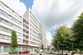 Appartement van +/- 88m² op de vierde verdieping van een goed onderhouden gebouw, gelegen op wandelafstand van het Elisabethpark, dicht bij...