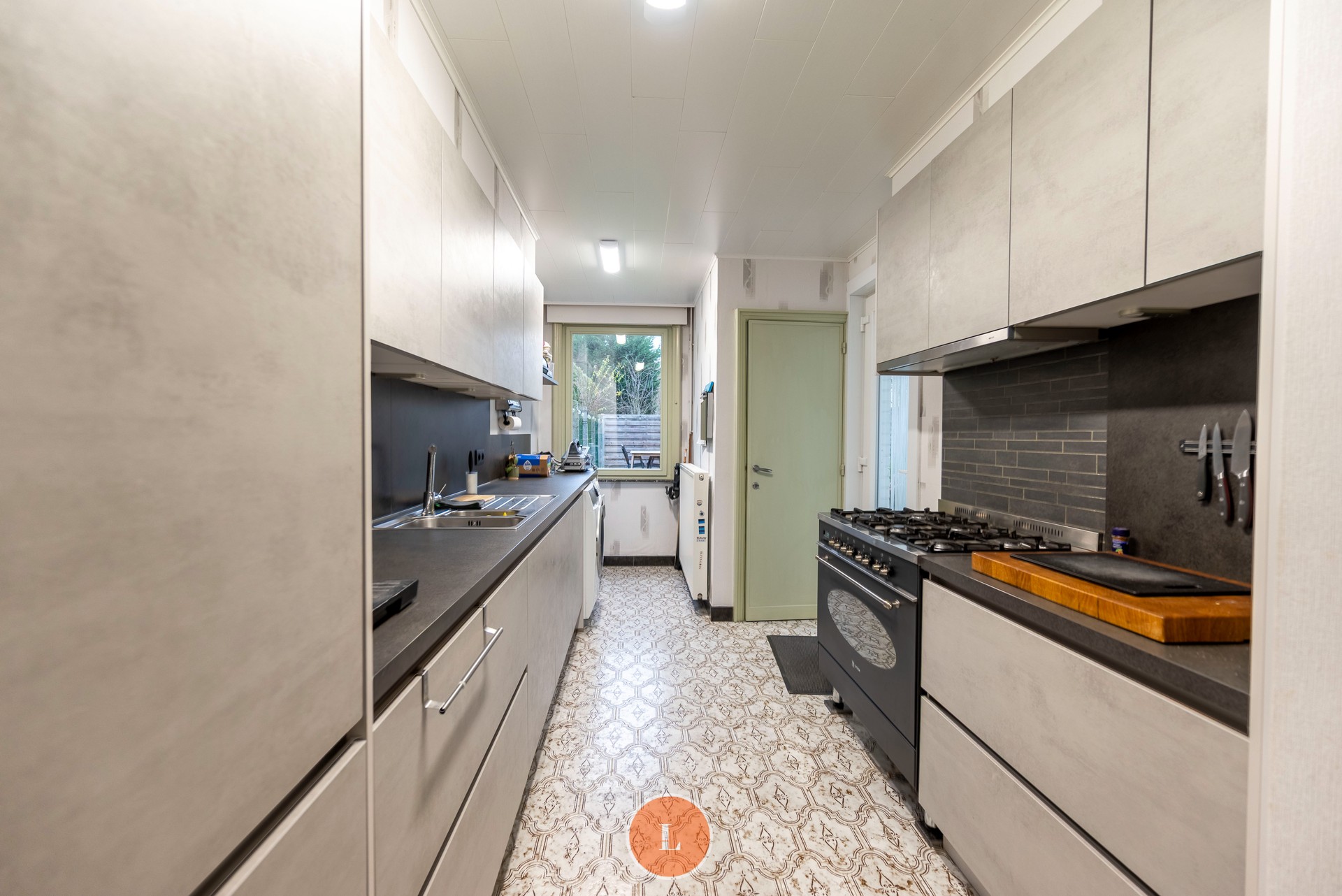 Goed onderhouden halfopen woning met stadstuin - foto 5