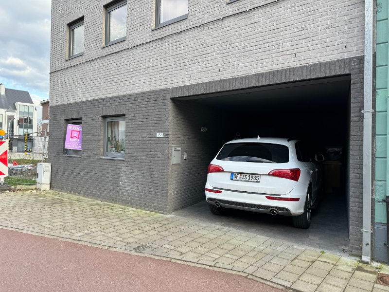 Gelijkvloersappartement met aparte inkom en INCL. parking! - foto 2