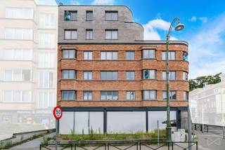 We Invest biedt u dit prachtige nieuwe penthouse van 91 m² aan, gelegen op de 5e en bovenste verdieping van een klein, recent...