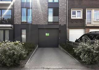 Garage for sale in Schoten