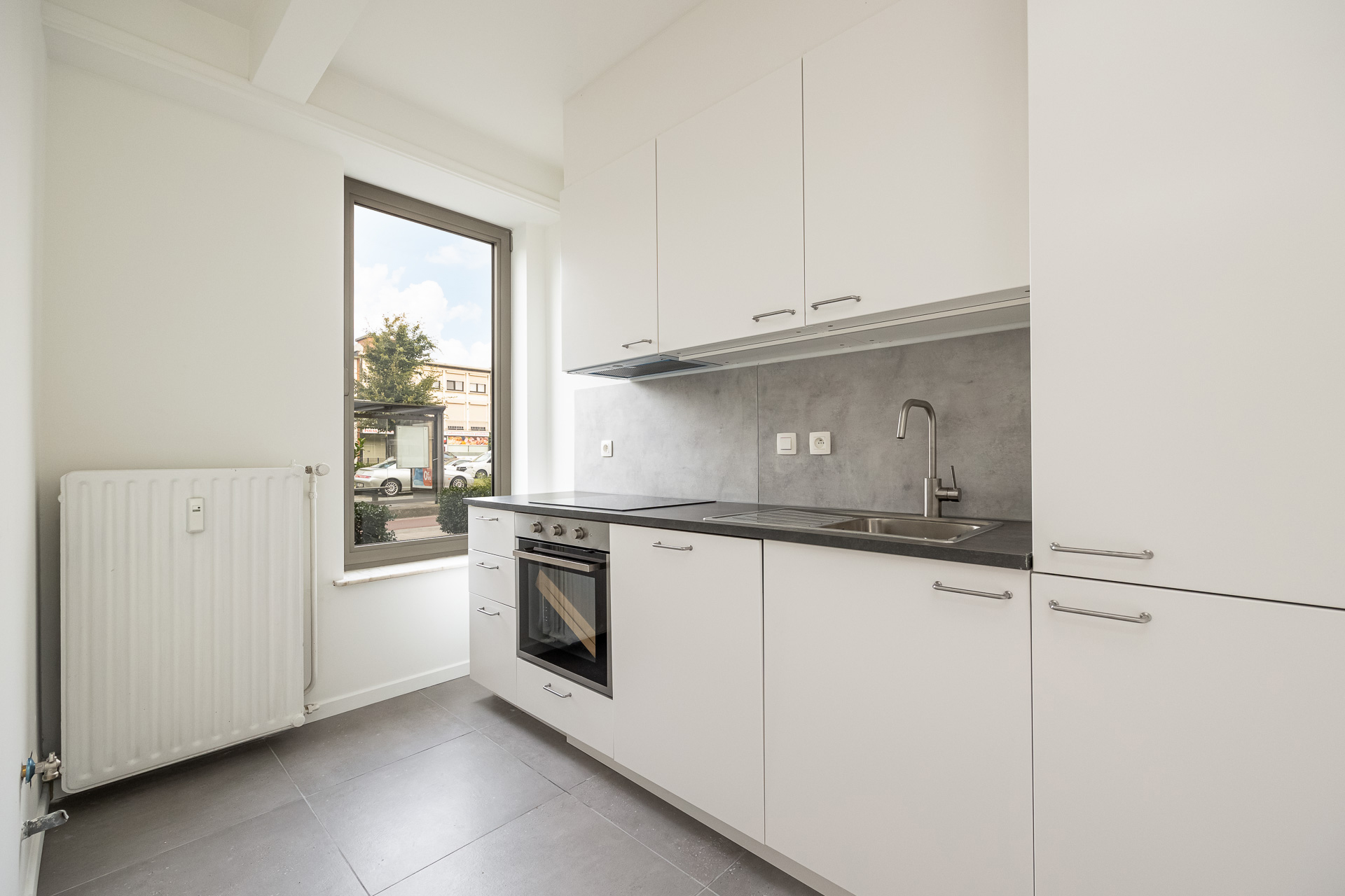 Instapklaars gelijkvloersapp met 2 slaapkamers + garagebox - foto 4