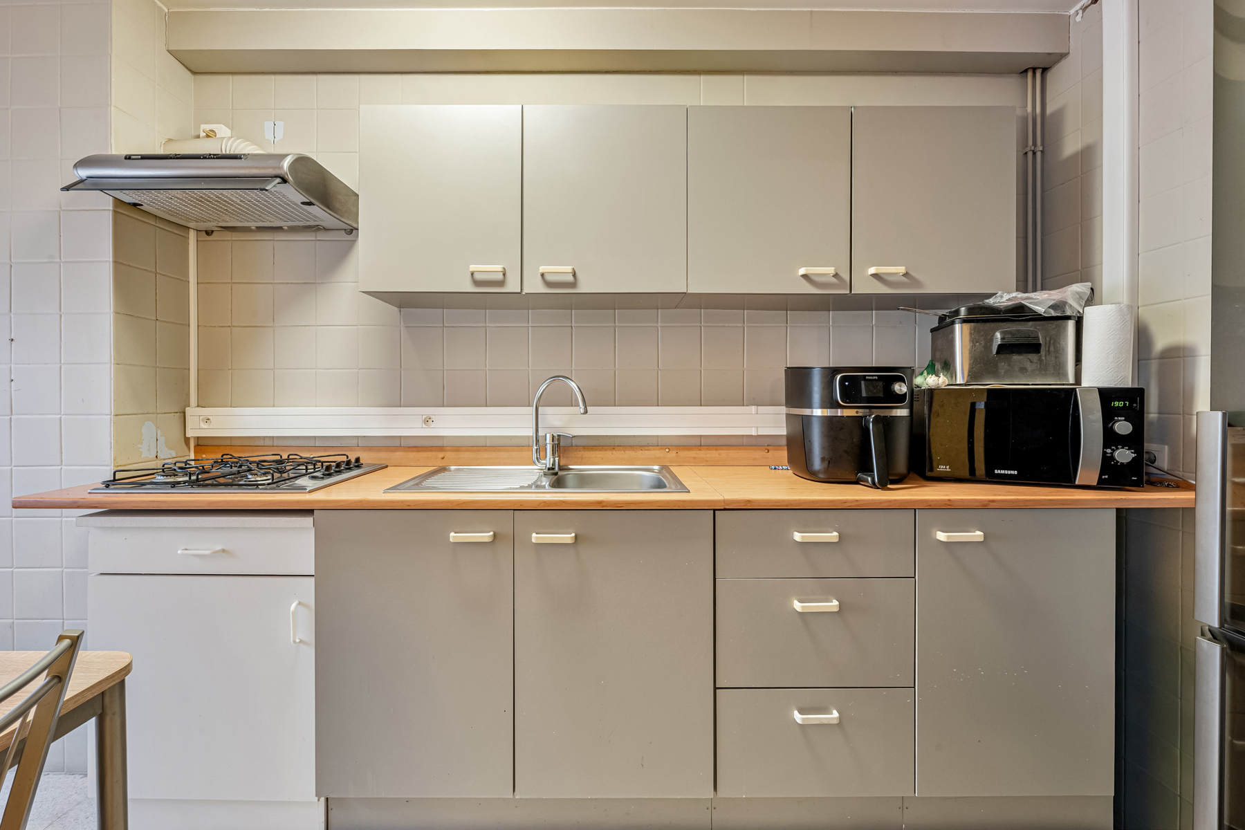 Gelijkvloers appartement met tuin en garage - foto 5