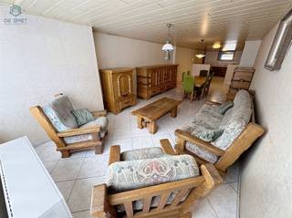 Appartement de Plain-Pied dans un Emplacement Idéal à Geraardsbergen !Vous recherchez un appartement confortable et prêt à emménager, idéalement...