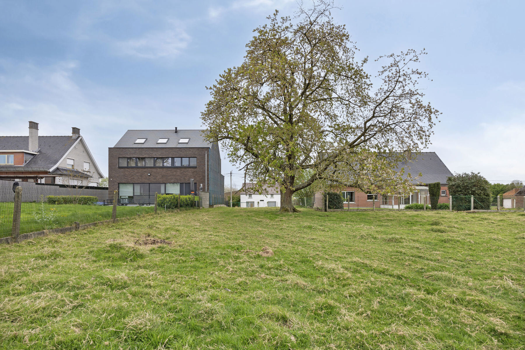 Bouwgrond voor driegevelwoning - foto 4