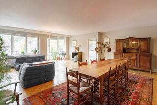 Living on the Augustijnslei means enjoying a part of Brasschaat where life moves in harmony with greenery. Right across from AZ Klina and only...