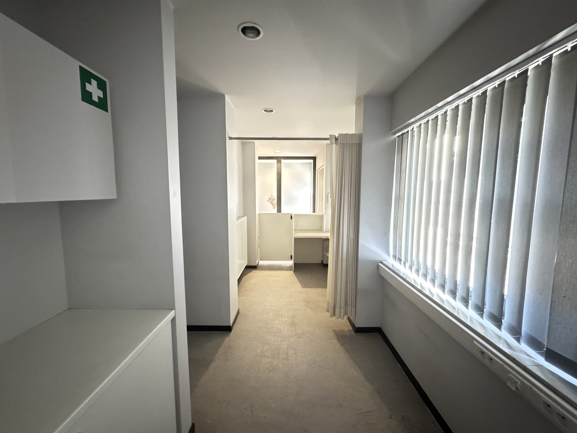 Commercial à louer à Boom - photo 4