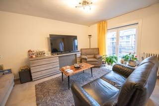 Instapklaar 2-slaapkamer appartement te huur in centrum Zulte.Winkels, scholen, bank, openbaarvervoer ligt allemaal op minder dan 500m.Oprit E17 en...