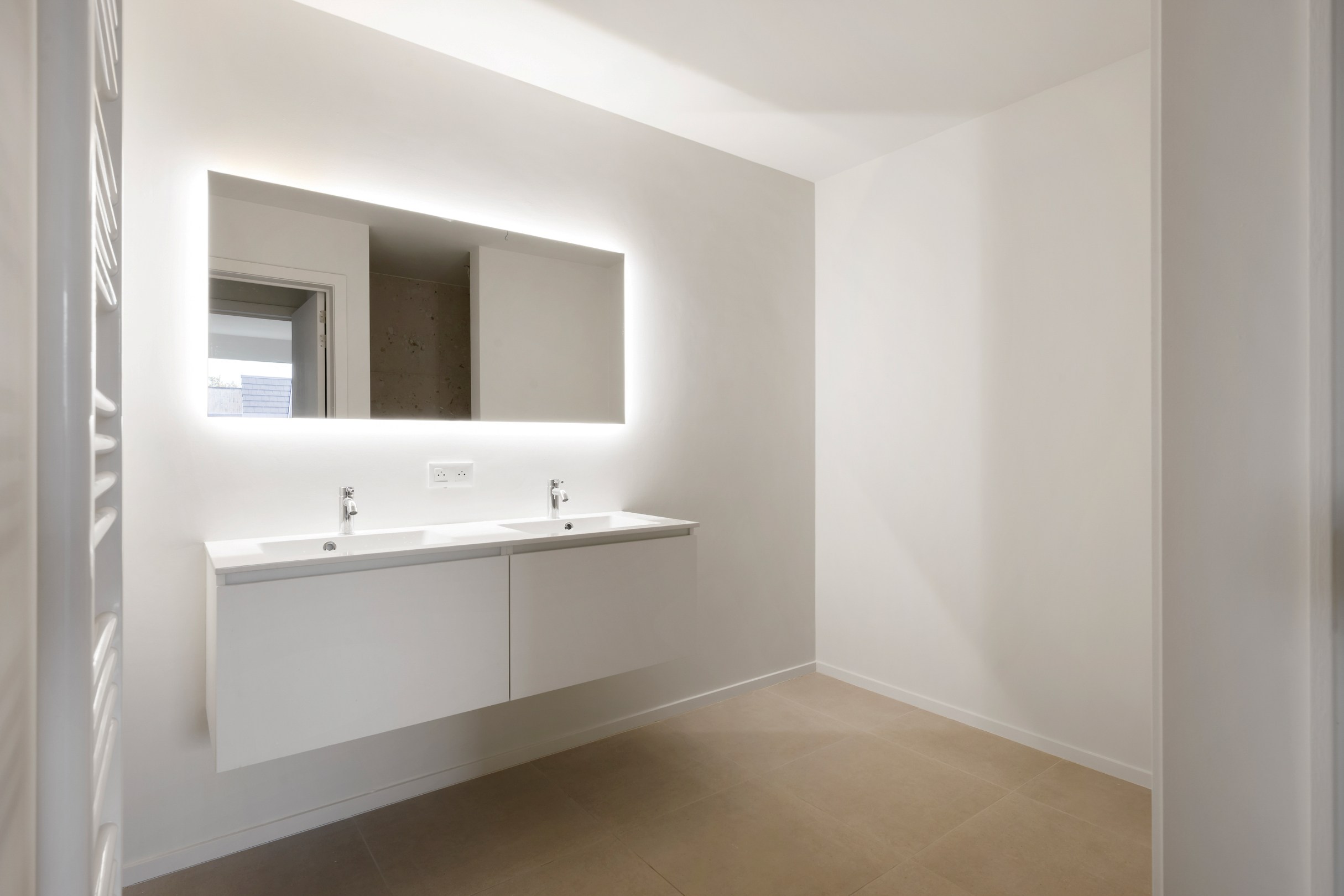 Appartement op de 2de verdieping in Oosteeklo - foto 4