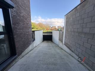 Ondergrondse parkeerplaats te koop in de Tildonksesteenweg 51, Herent. Ideaal voor buurtbewoners die zekerheid willen over een vaste, veilige plek...