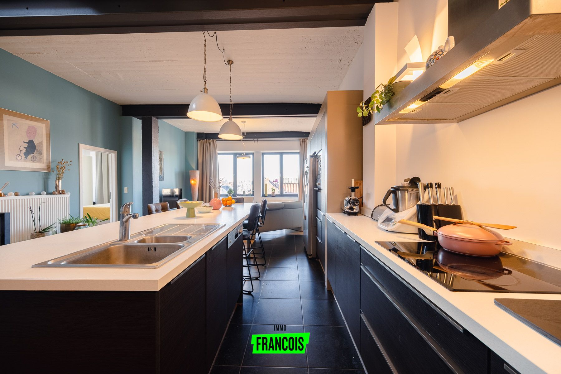 Penthouse 140 m² met groot terras 75m² , 2 slaapkamers en garage in Sint-Jans-Molenbeek - foto 3