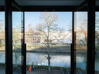 A recently renovated, energy-efficient duplex apartment in an exceptionally small-scale residence with only two units. Thanks to the absence of...