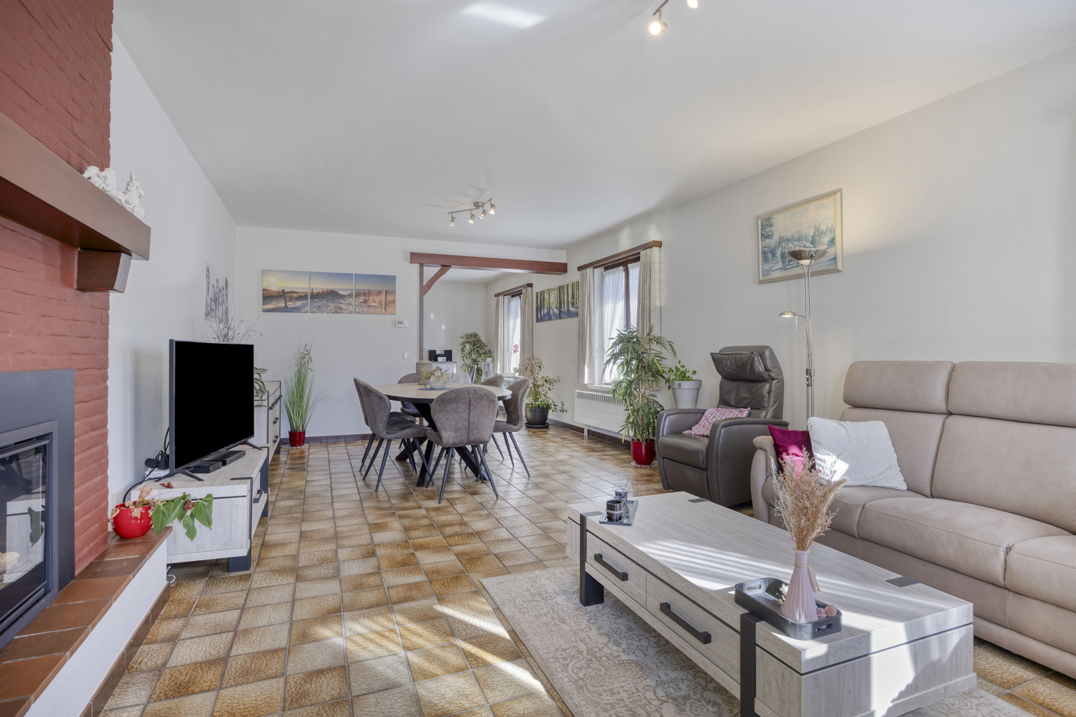 Verzorgde vrijstaande laagbouwwoning op 808m² - foto 5