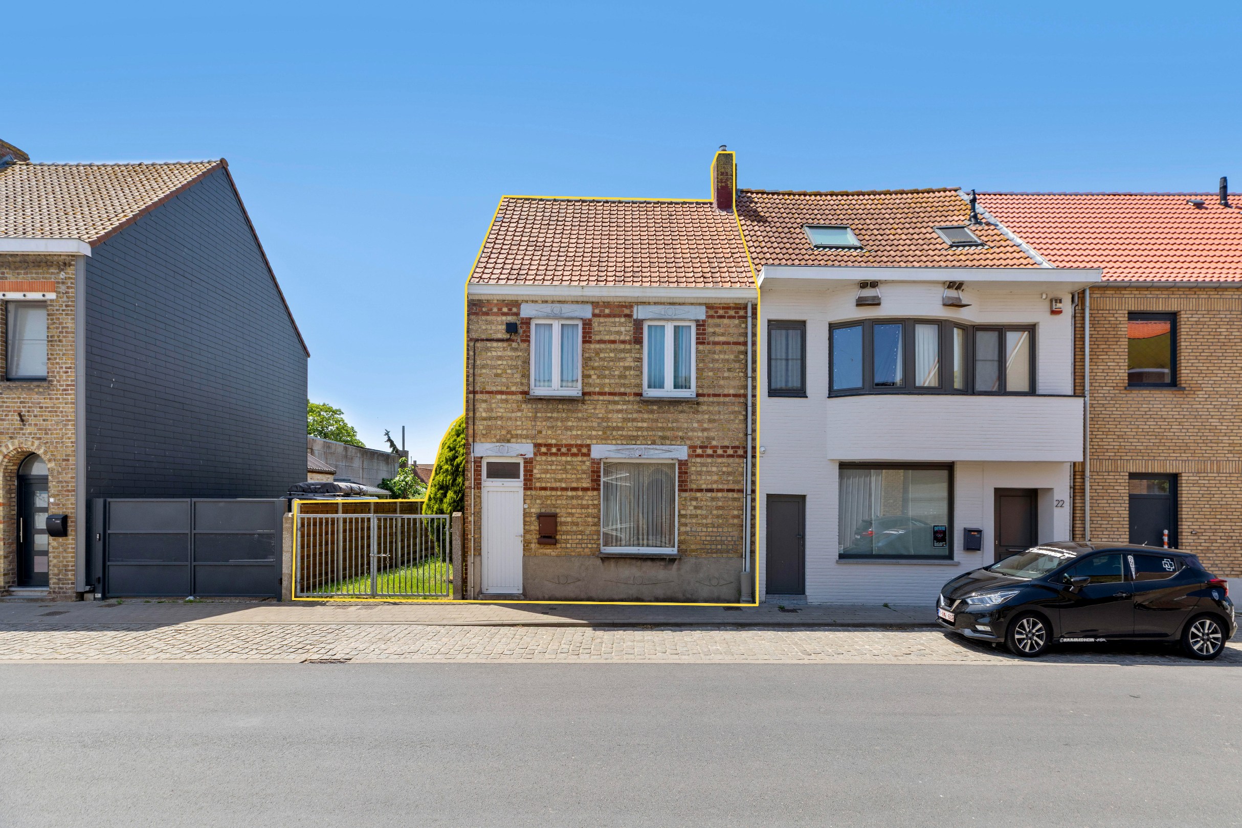 Halfopen woning te koop op een rustige locatie in het centrum van Houtem (Veurne) - foto 2