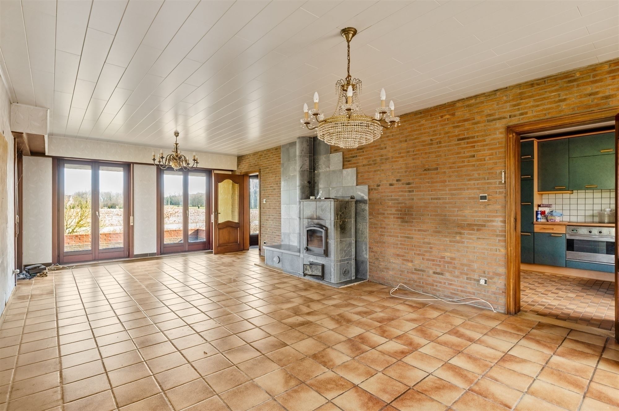 Op te frissen exploitatiewoning te Koningshooikt - foto 4