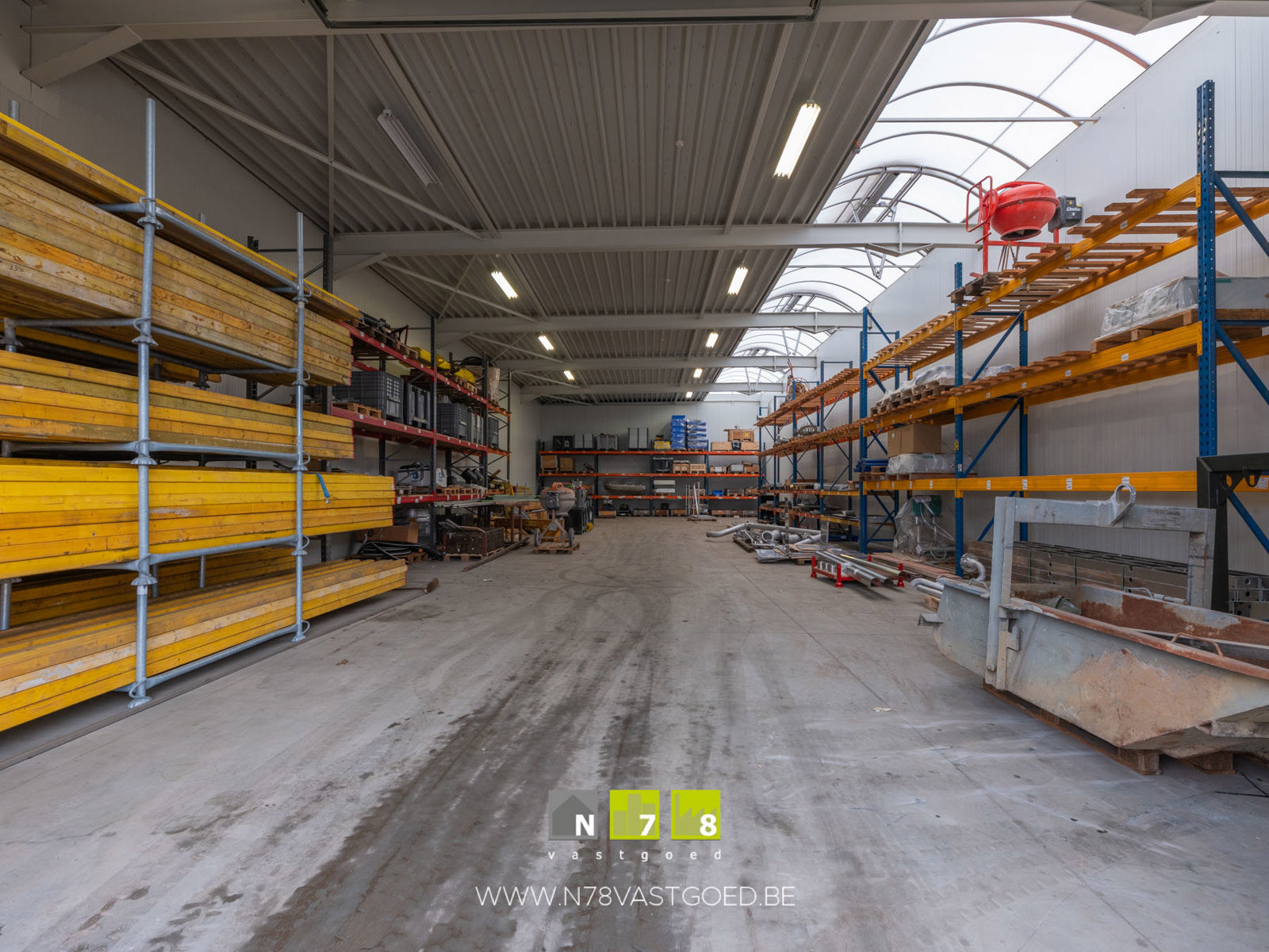 Commercial for rent in Opglabbeek - photo 2