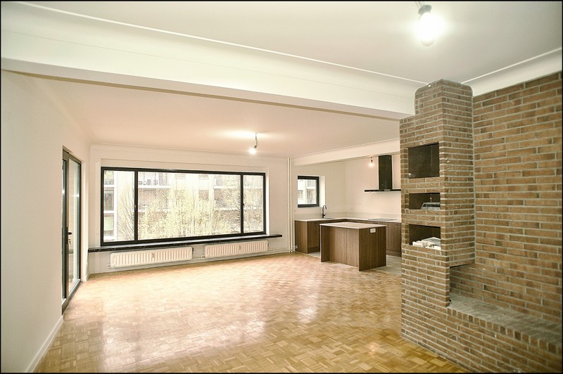 Instapklaar en lichtrijk appartement op toplocatie! - foto 3