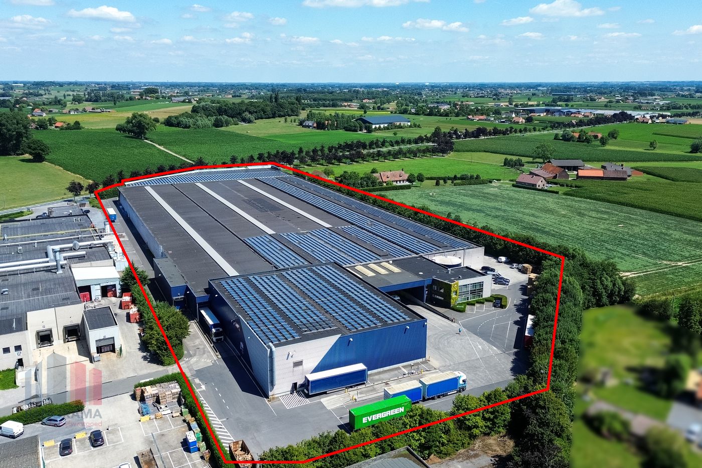 BEDRIJVENSITE van 36.916 m² met een bedrijfsgebouw van 23.390 M² TE KOOP - photo 2