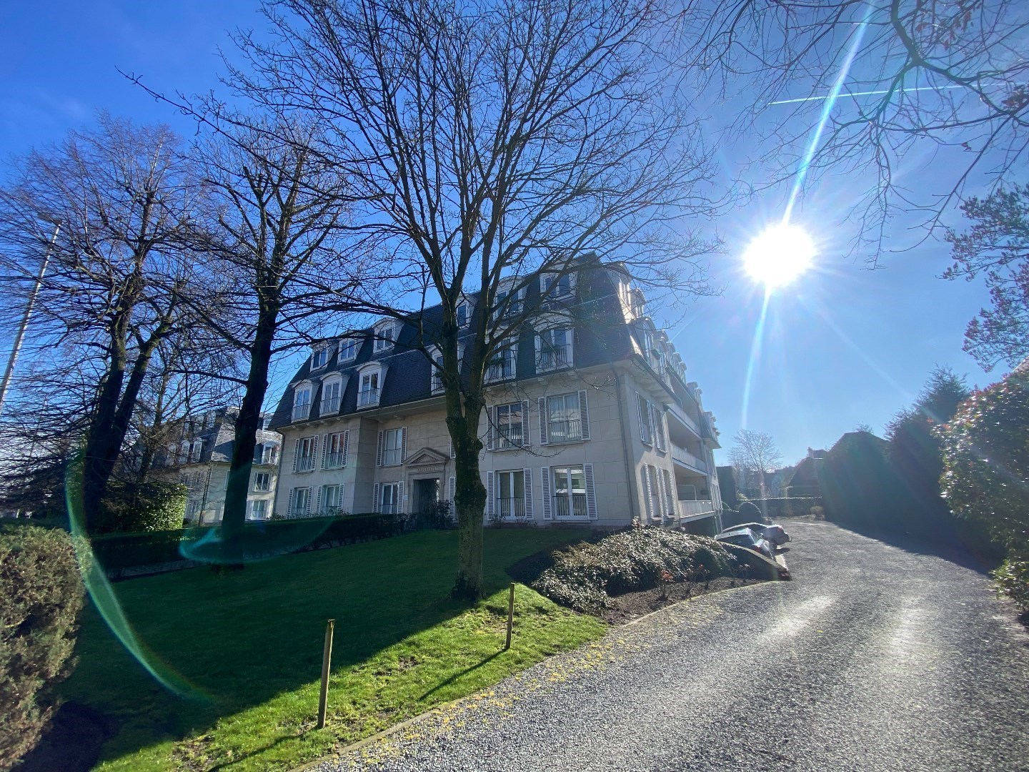 Centraal gelegen appartement in Gent met 3 slaapkamers. - foto 2