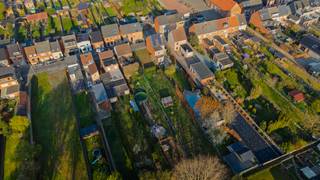 Mooi perceel bouwgrond van 796m² voor een woning in half open verband. De bouwgrond geniet een rustige, doch centrale ligging op een...