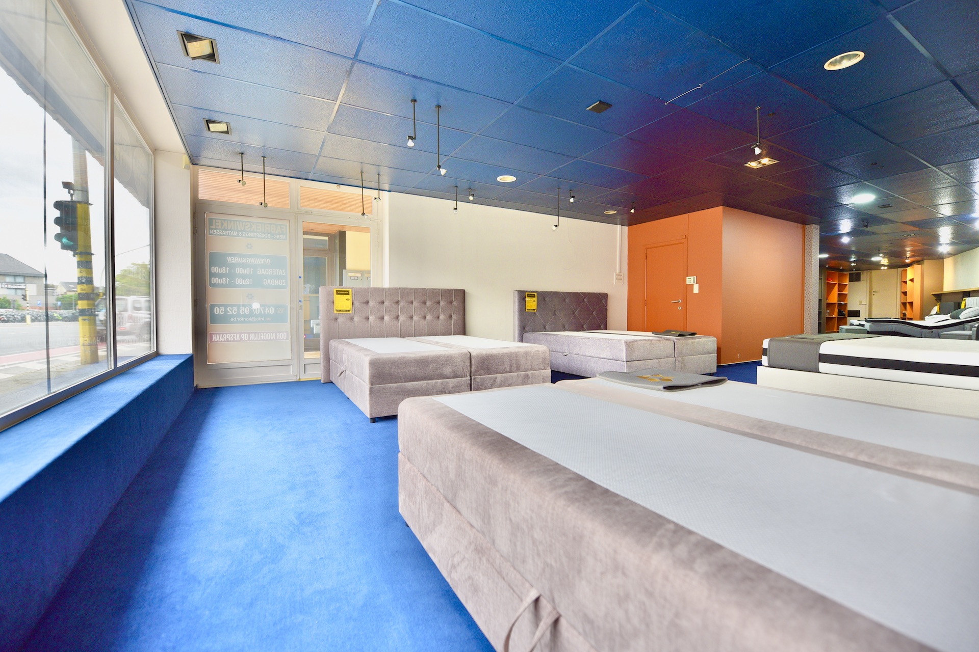 Commercial à vendre à Eeklo avec 2 chambres - photo 4