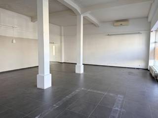 Commercial à louer à Maasmechelen