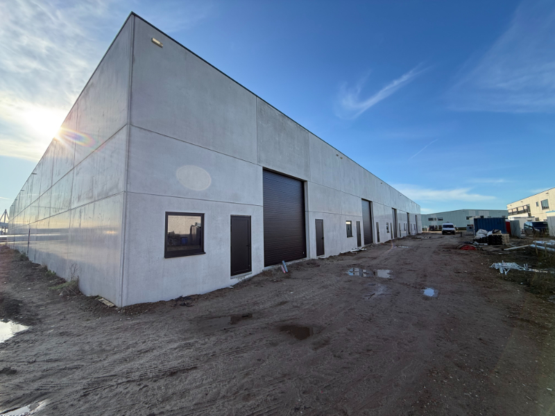 Nieuwbouw KMO-unit 407 m² op topligging in Evergem - foto 2