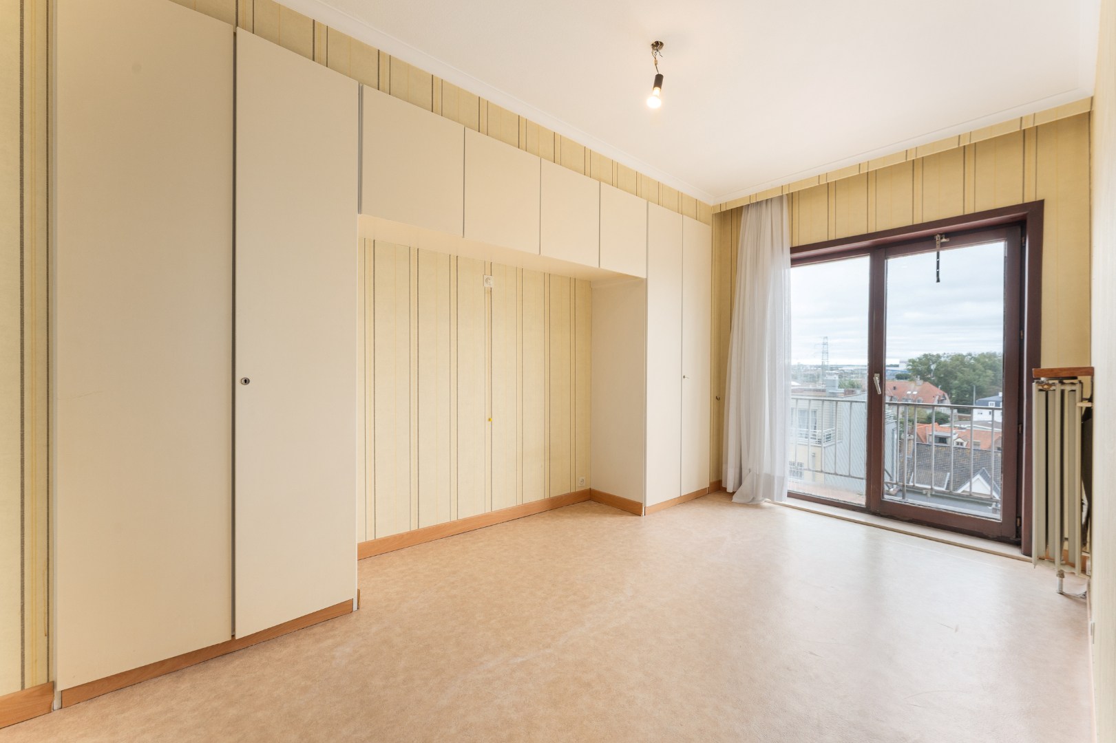 Te renoveren 2 slaapkamer appartement - foto 4