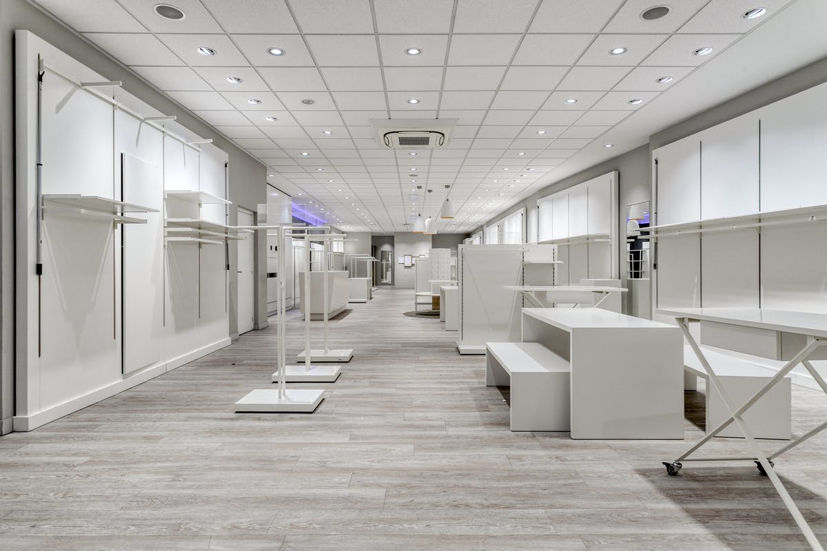 Handelspand van ca. 300 m² te huur in centrum Kortrijk - foto 3