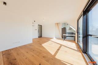 Dit appartement is gelegen in een kleinschalige residentie met vier appartement nabij Gent Dampoort te Sint-Amandsberg. Het appartement geniet van...