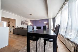 Informatie & bezoeken: 02 315 51 72 We Invest biedt u graag dit prachtige appartement van 108 m² met privégarage aan, gelegen in een zeer gewilde,...