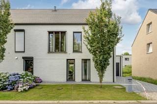 House for sale in Dessel
