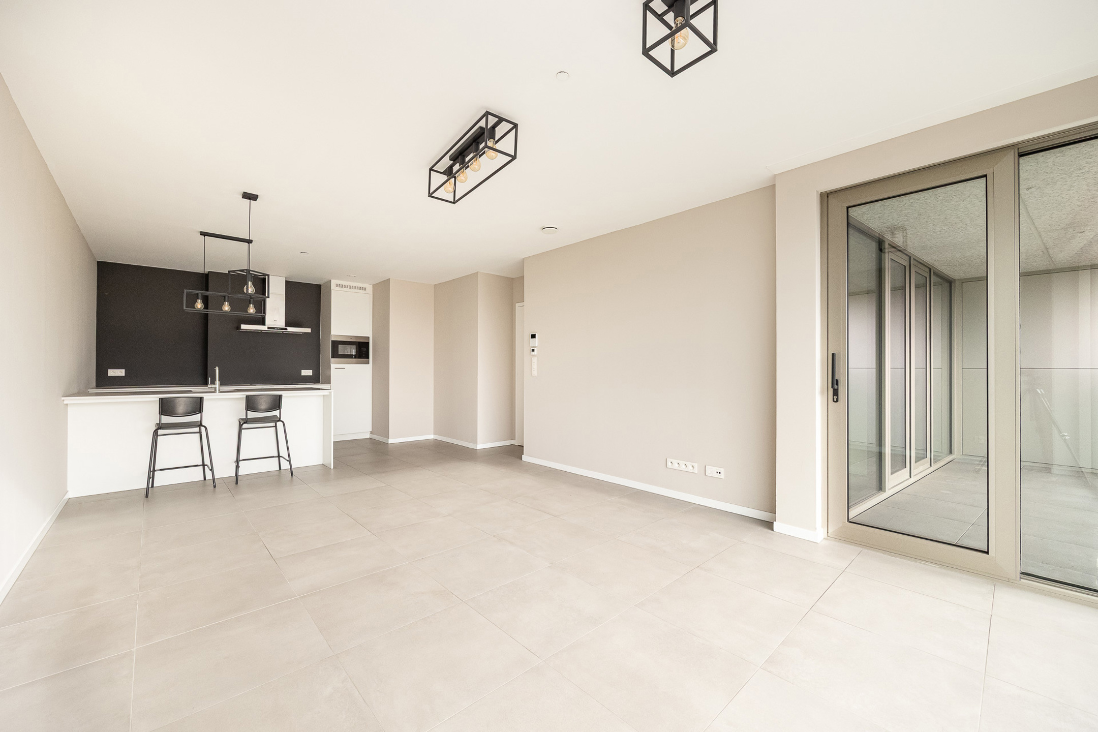 Apartment for sale in Antwerp with 2 bedrooms - photo 2