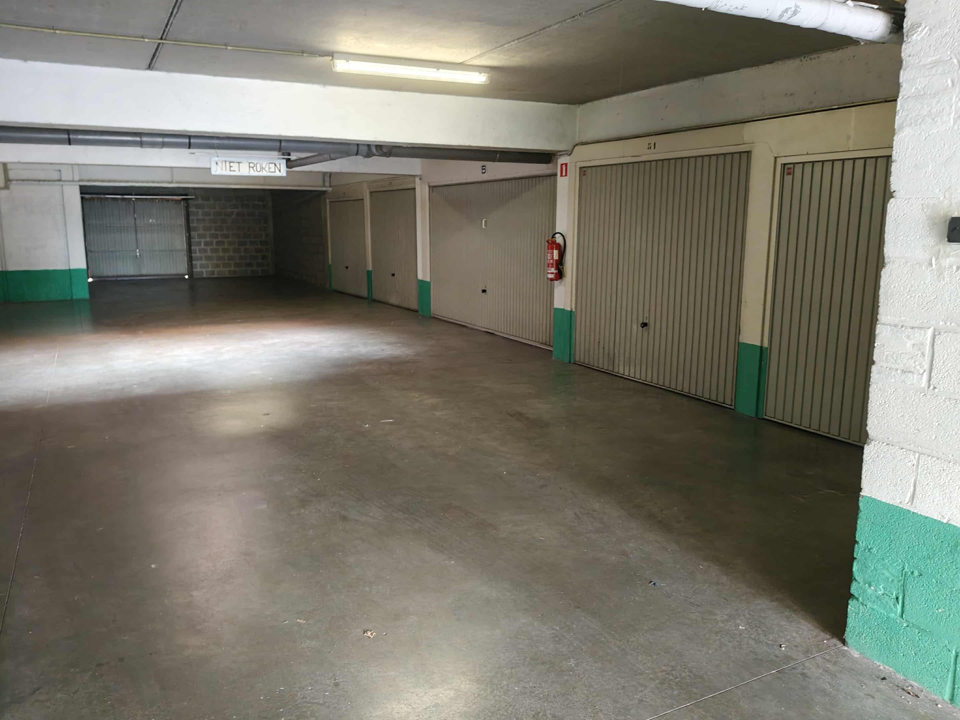 Garage très facile d'accès au rez-de-chaussée. - photo 4