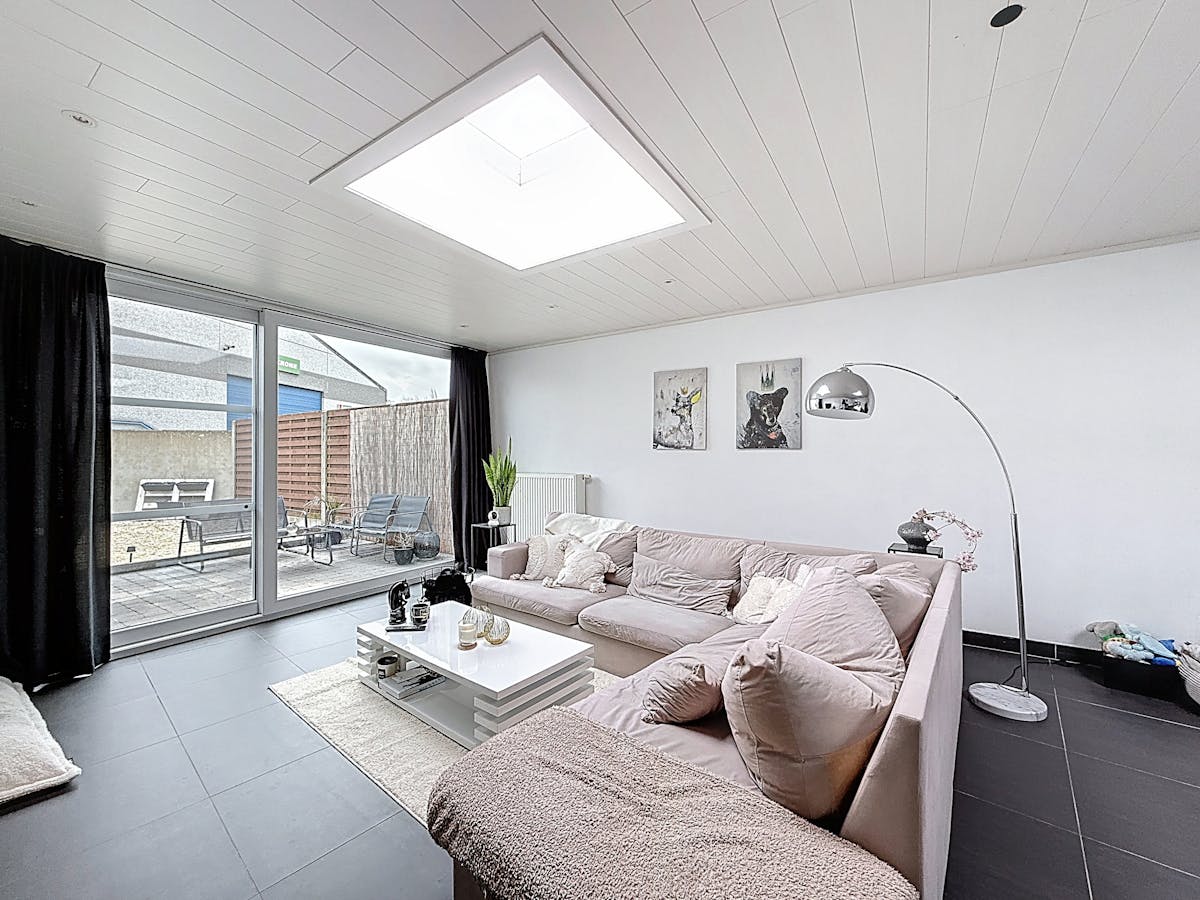 Huis te huur in Alveringem met 3 slaapkamers en tuin. - foto 3