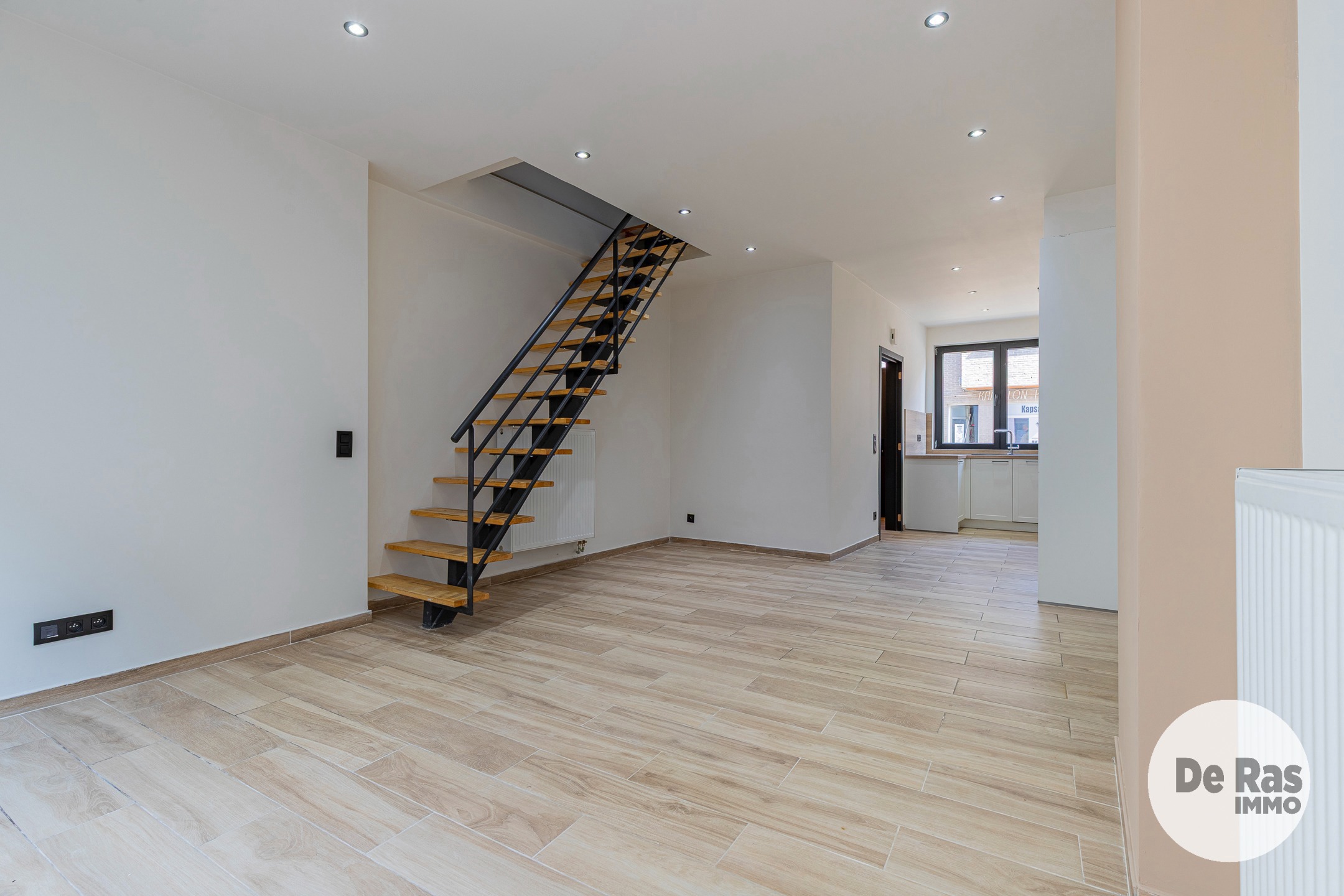 GENT - Instapklare woning met 4 slaapkamers en terras - foto 1
