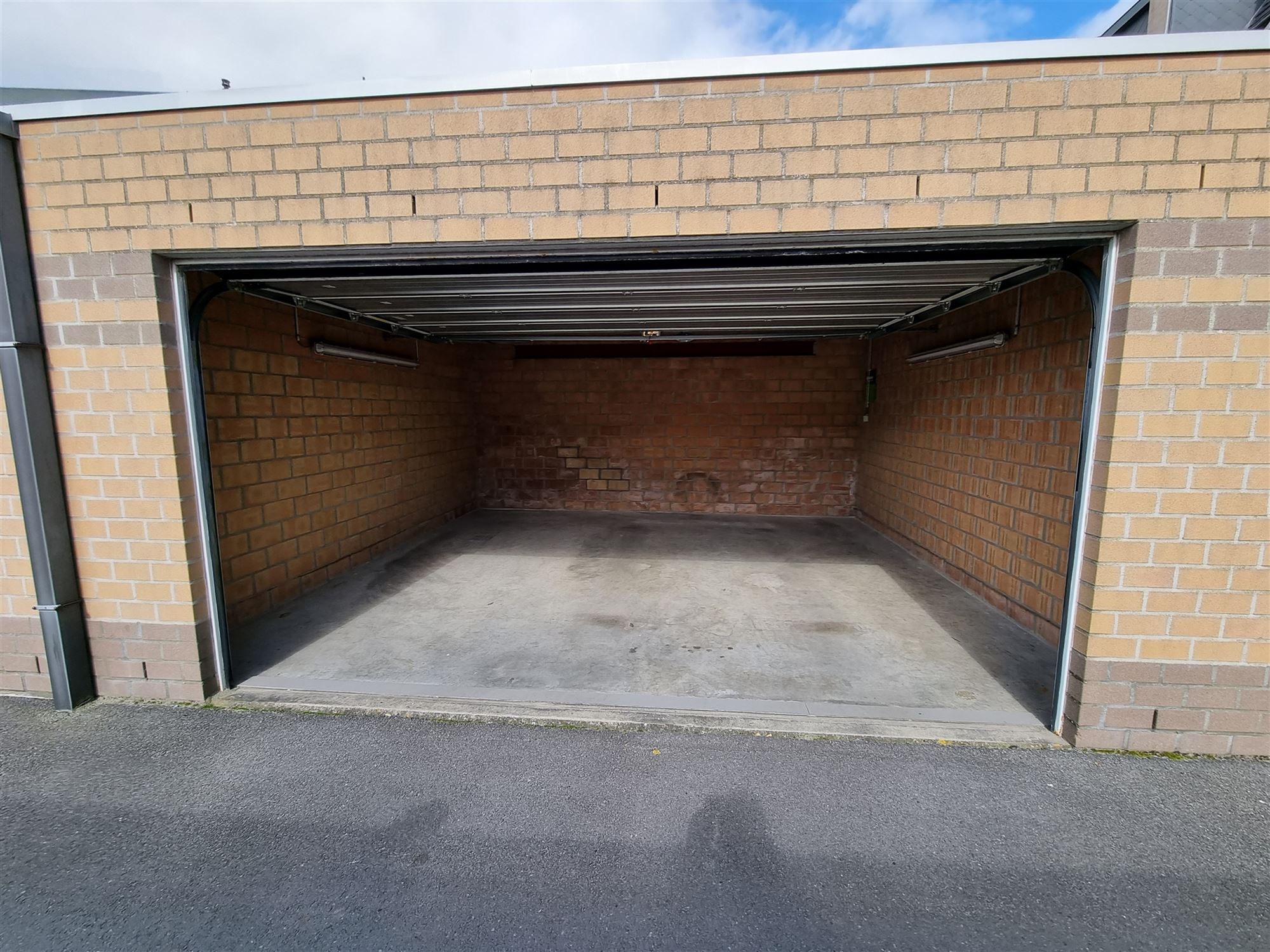 Garage à louer à Bredene - photo 2