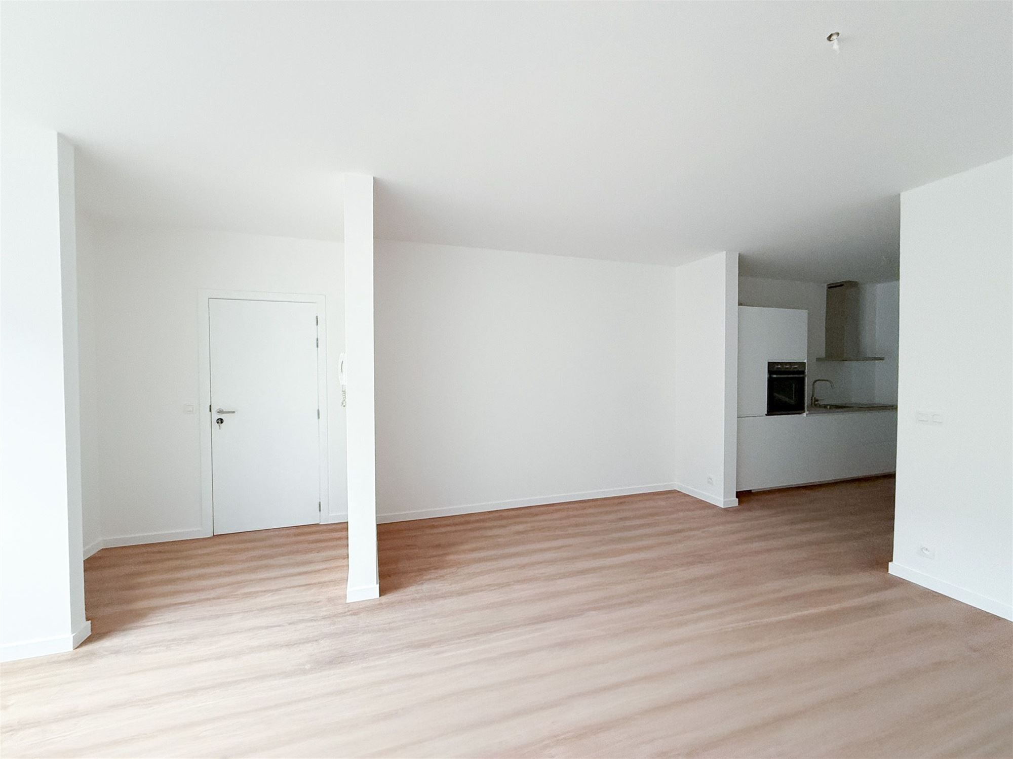 volledig vernieuwd appartement mét tuin - foto 4