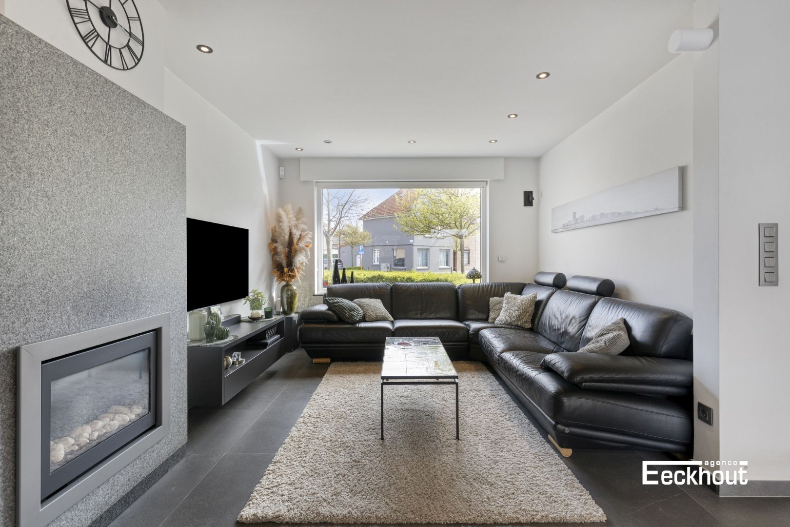 Instapklare woning met handelsruimte en met zonnige tuin! - foto 4