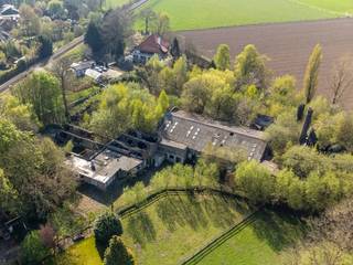 Discover this exceptional project site in charming Leupegem, a borough of Oudenaarde. The site is located entirely in a residential area,...