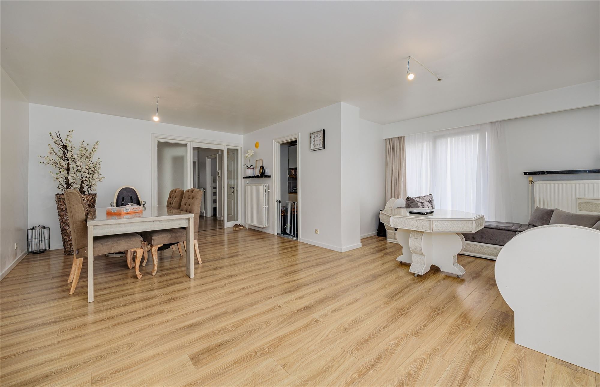 Vergund opbrengsteigendom met 3 x 3slk appartementen + garagebox - foto 5