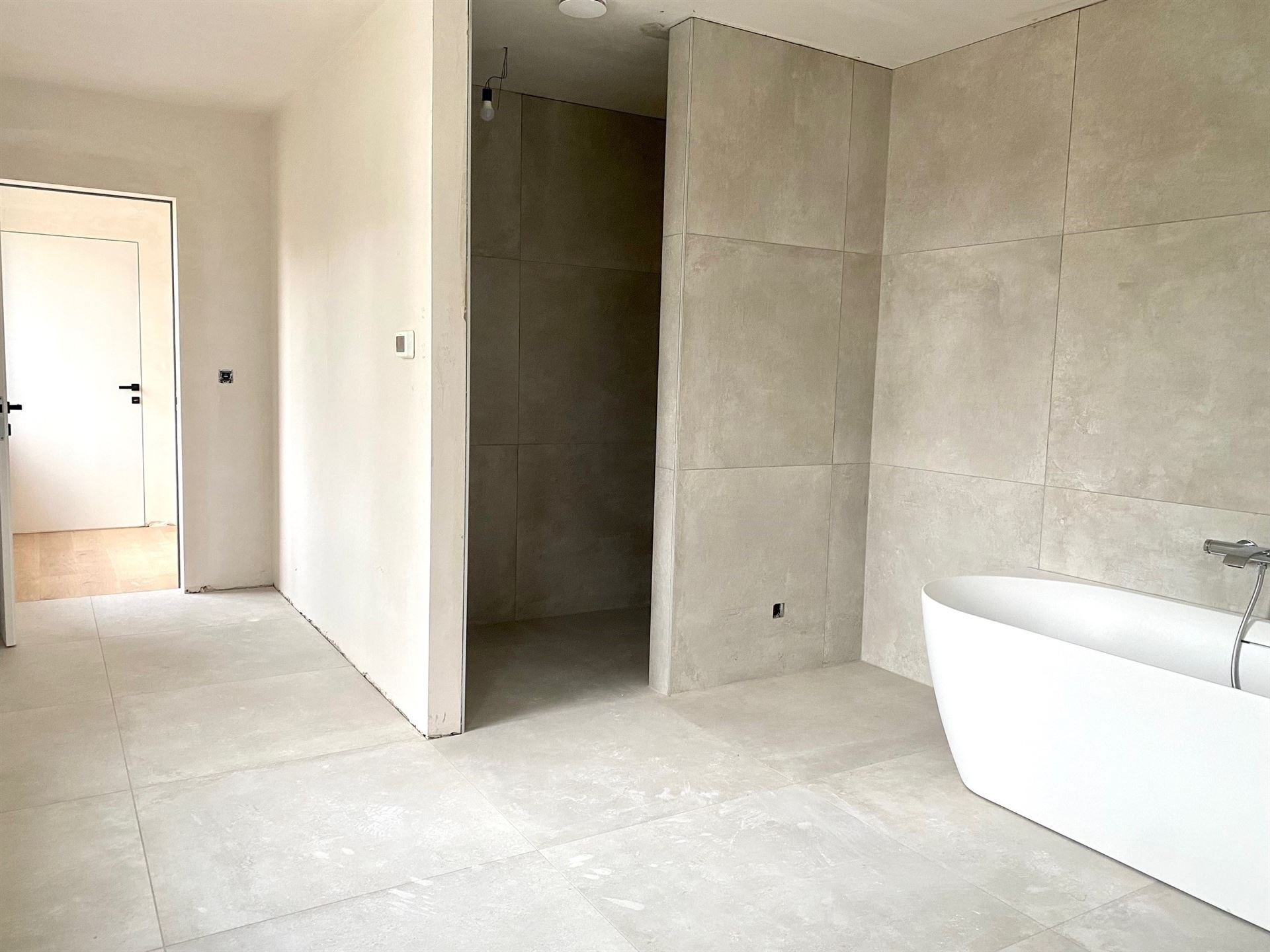 Moderne en grote nieuwbouwvilla met zuid-gerichte tuin! - foto 5