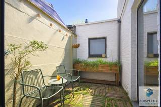 BRUGGE - RICHTPRIJS 348.000 EUR - Deze instapklare woning is gelegen op een absolute toplocatie in de Peperstraat, in het hart van...