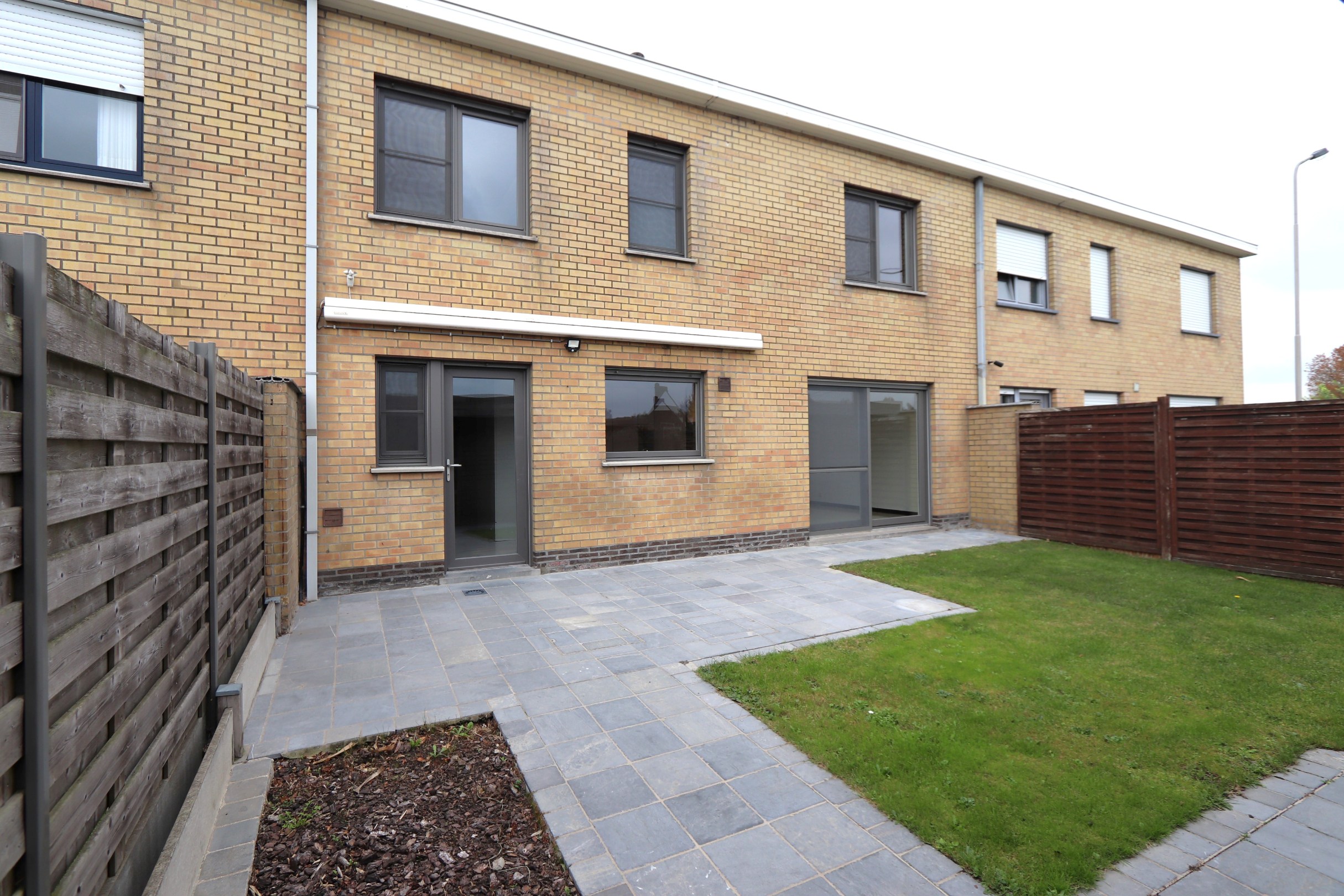 GEZINSWONING MET 4 SLAAPKAMERS EN GARAGE - foto 5