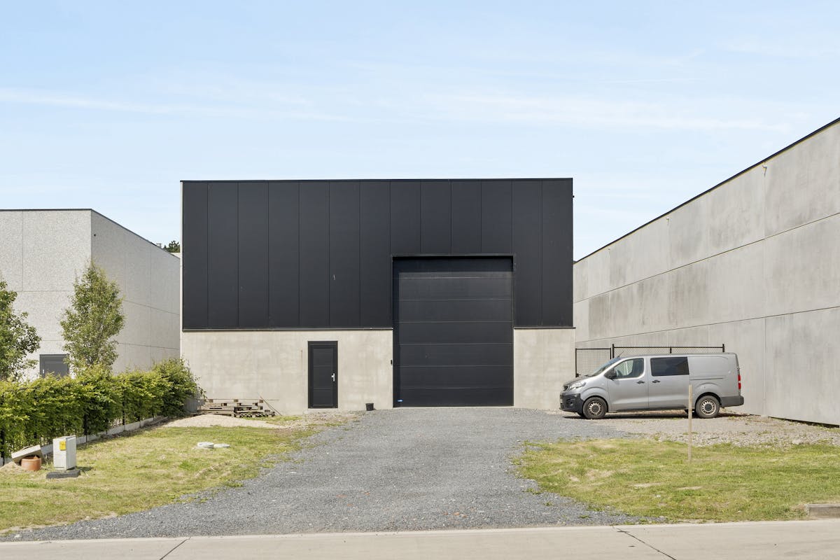 Bedrijfsgebouw op industriezone Nelca Noord te Lendelede - foto 2