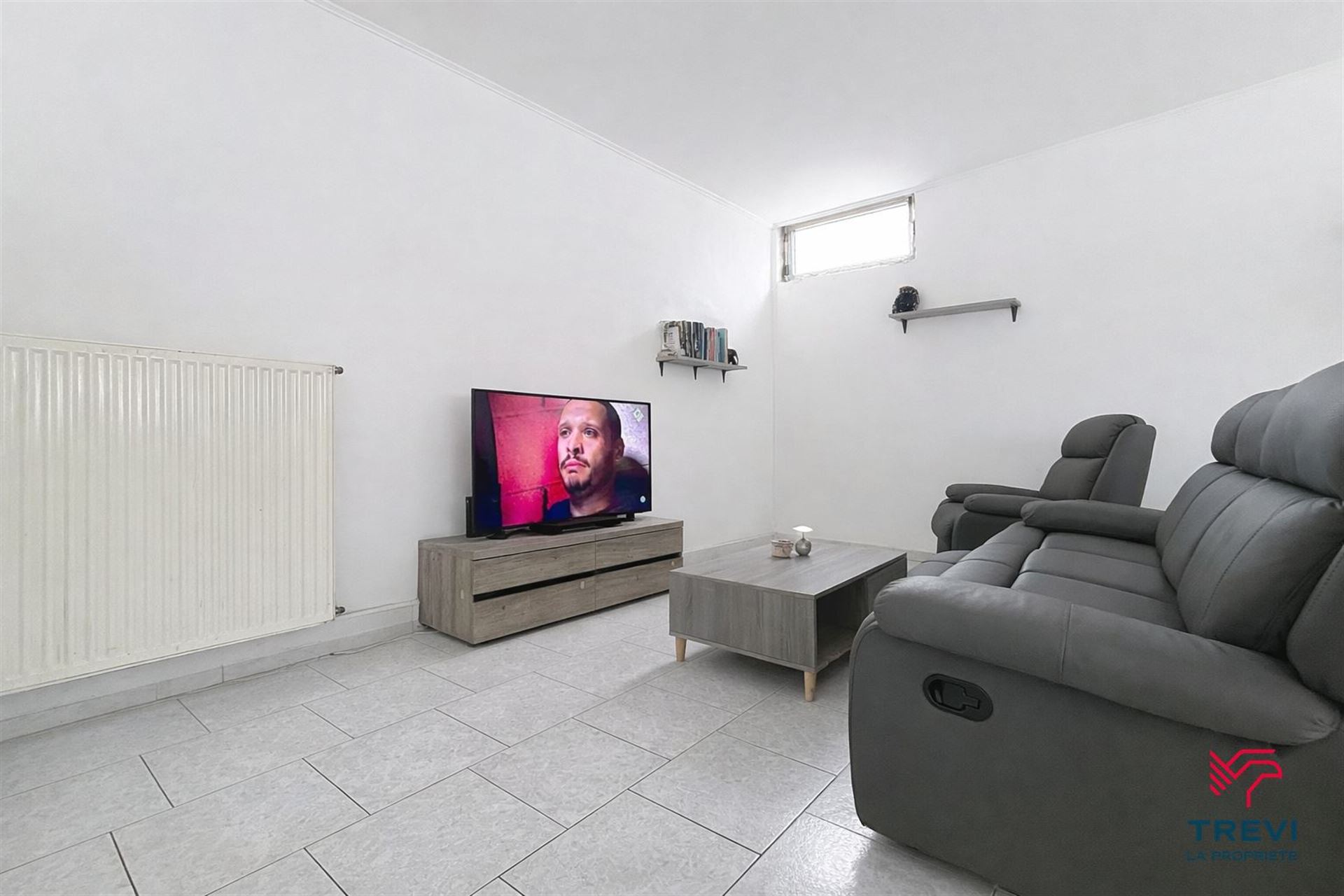 Commercieel te koop in Jumet met 8 slaapkamers - foto 3