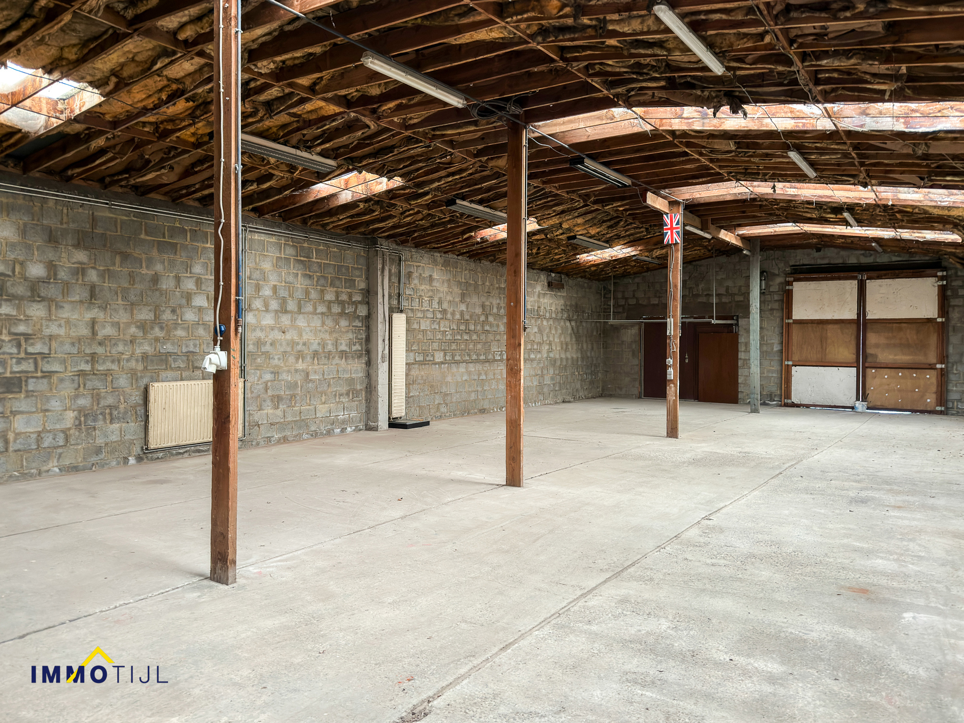 Commercial à vendre à Alost - photo 1