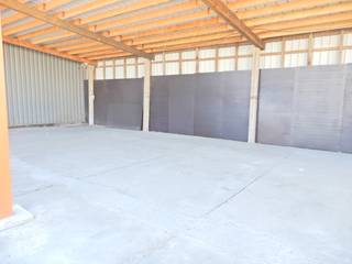 Op een boogscheut van het centrum te Tielt kunt u deze 2 ruime en open staanplaatsen terugvinden voor het plaatsen van een mobilhome, remorque...